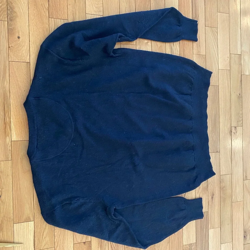Orvis neck sweater